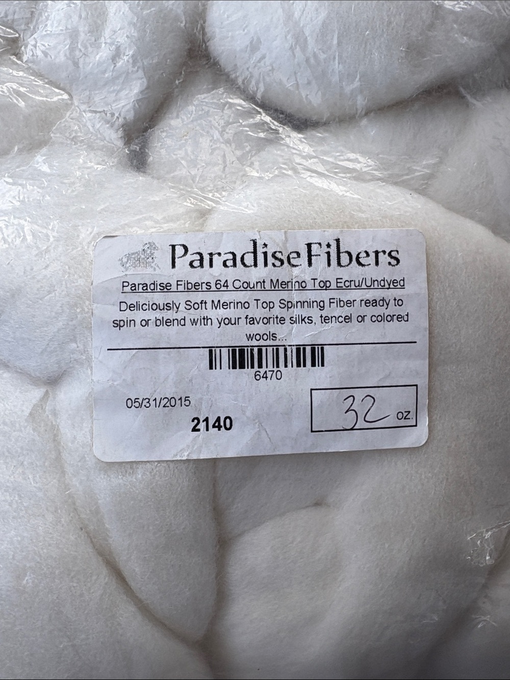Paradise Fibers 64 Count Undyed Merino Top Roving 32 oz / 2 lbs Destash